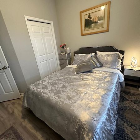 Quiet Room In A Family Home Lehigh Acres Εξωτερικό φωτογραφία